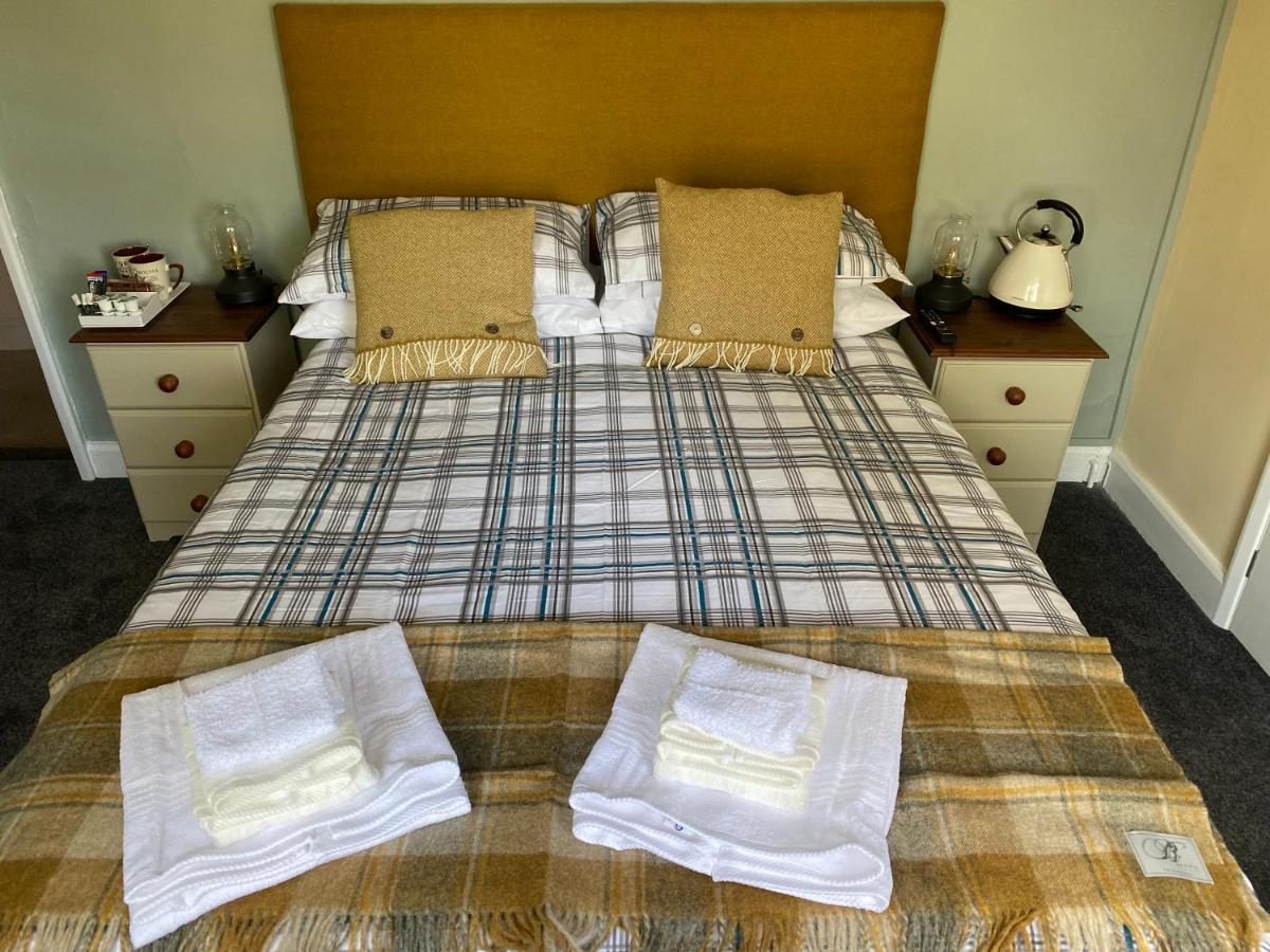 Bear Inn - Bisley Bisley  Extérieur photo