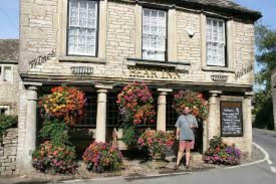 Bear Inn - Bisley Bisley  Extérieur photo